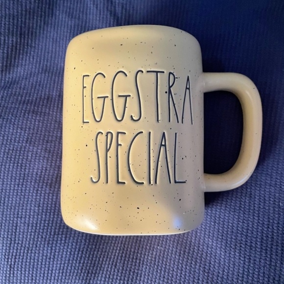 NIB 🐣 Rae Dunn Easter Mug Set - Picture 3 of 5